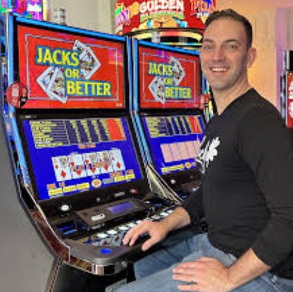 Pemahaman Video Poker dan Perbedaannya dengan Slot Biasa